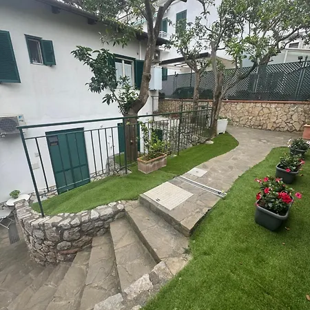 Enjoy Apartment *